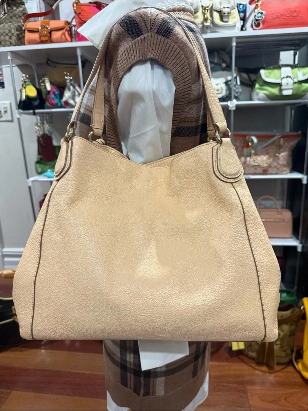 Coach Pale Yellow Pebbled Leather Hobo with Embossed Carriage - Picture 2 of 3